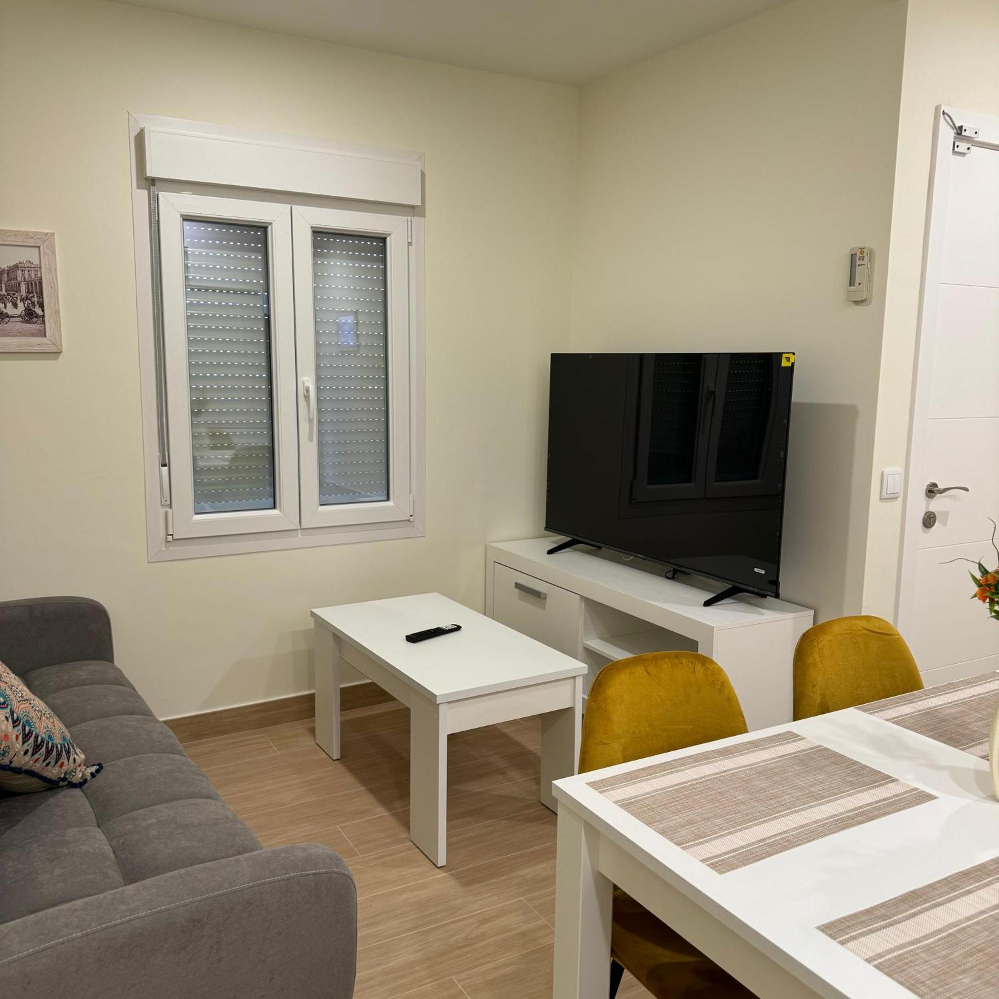 Jardines - Apartamentos & Estudio Сьемпосуэлос Экстерьер фото