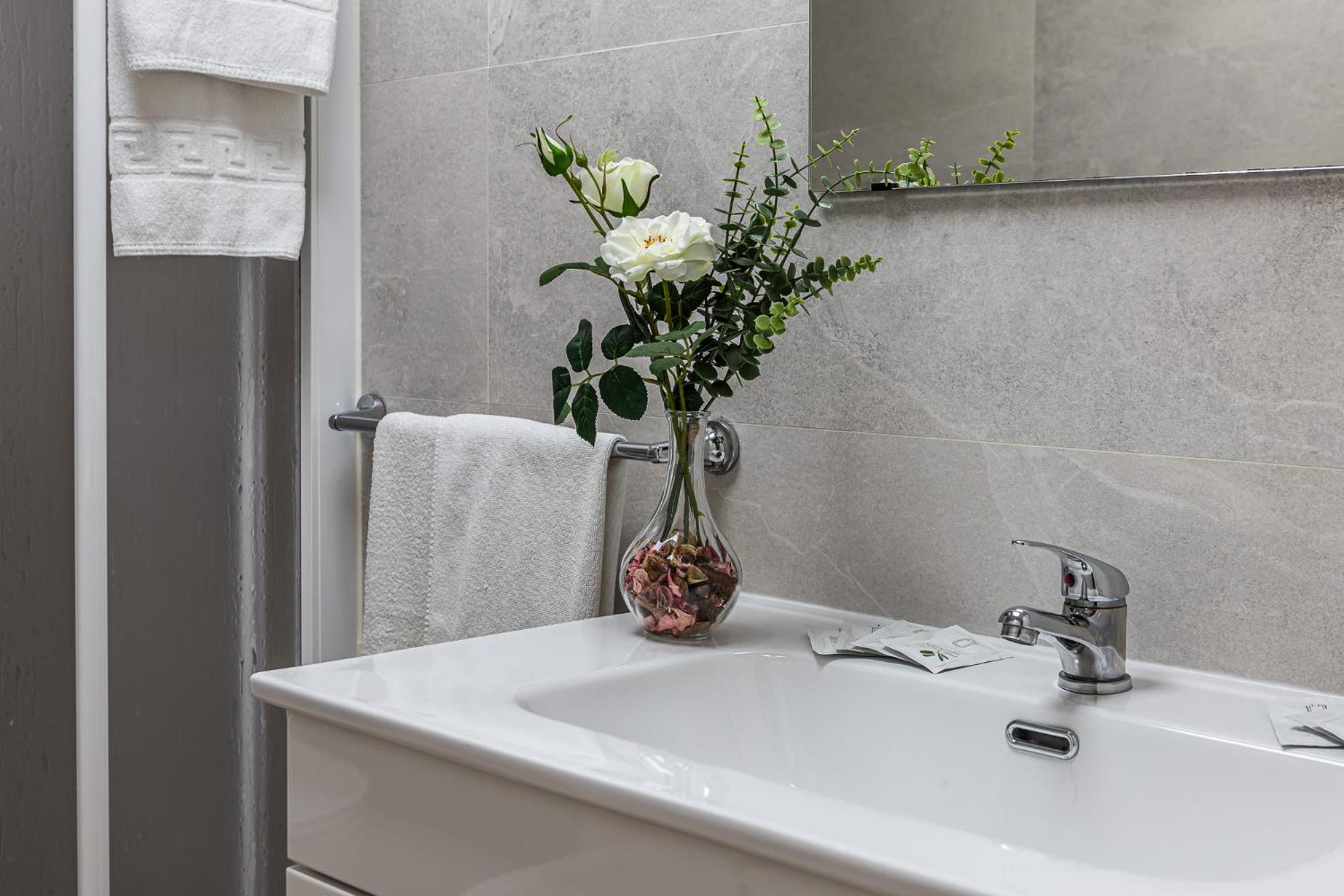 Jardines - Apartamentos & Estudio Сьемпосуэлос Экстерьер фото